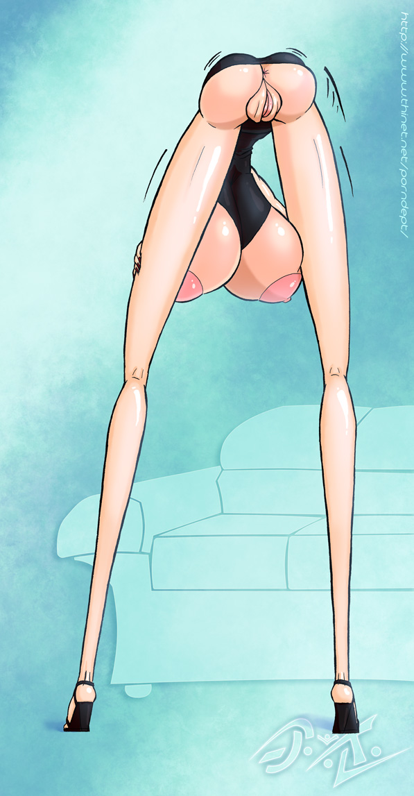 Leslie’s Legs Soar To The Skies! page 7 full